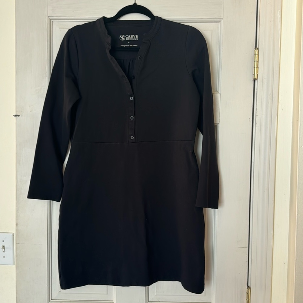 Adorable dress with pockets and great stretch material